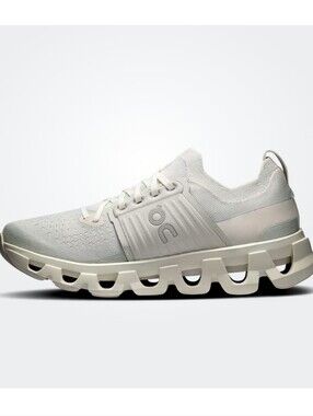 On Running Women's Cloudswift 4 Athletic Shoes White Sz 8 Running Activewear